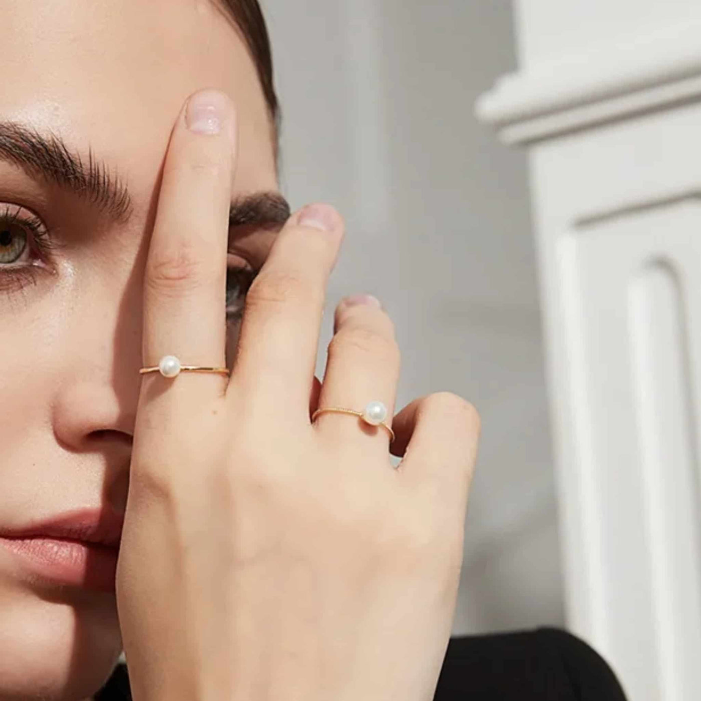 LUNA PEARL | ANILLO CON PERLA Y ELEGANCIA ATEMPORAL