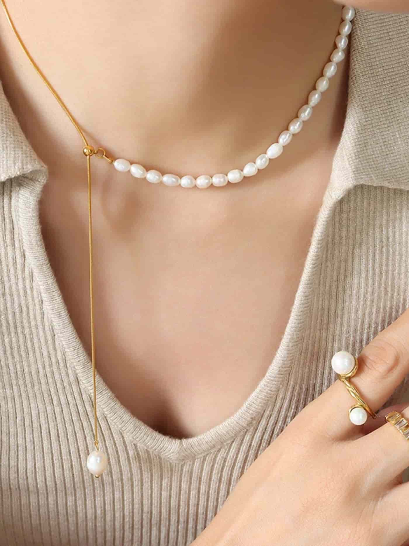 NOVA PEARL | COLLAR LARGO ASIMÉTRICO CON PERLAS NATURALES