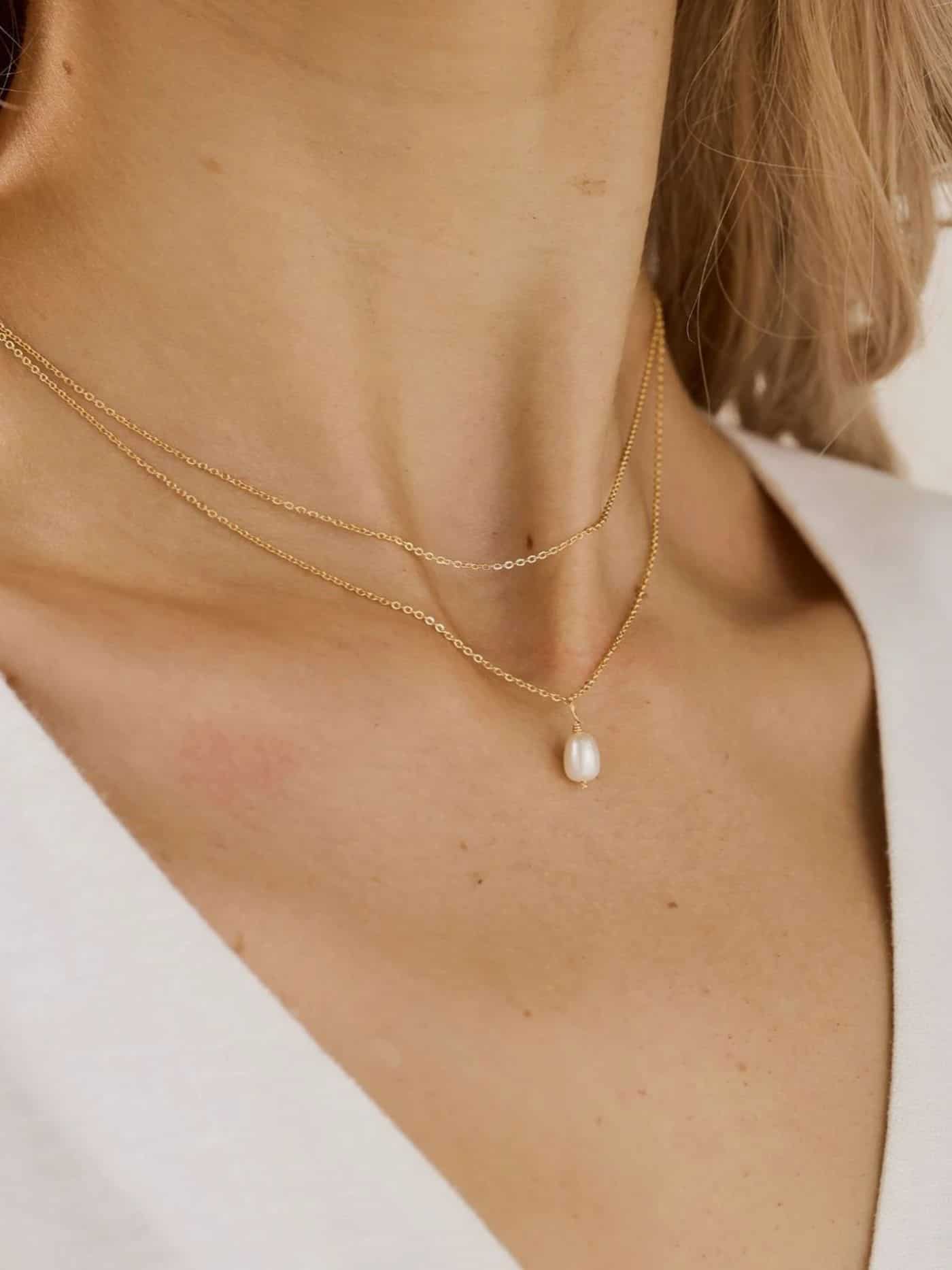 LÉA PEARL | COLLAR EN CAPAS CON PERLA NATURAL