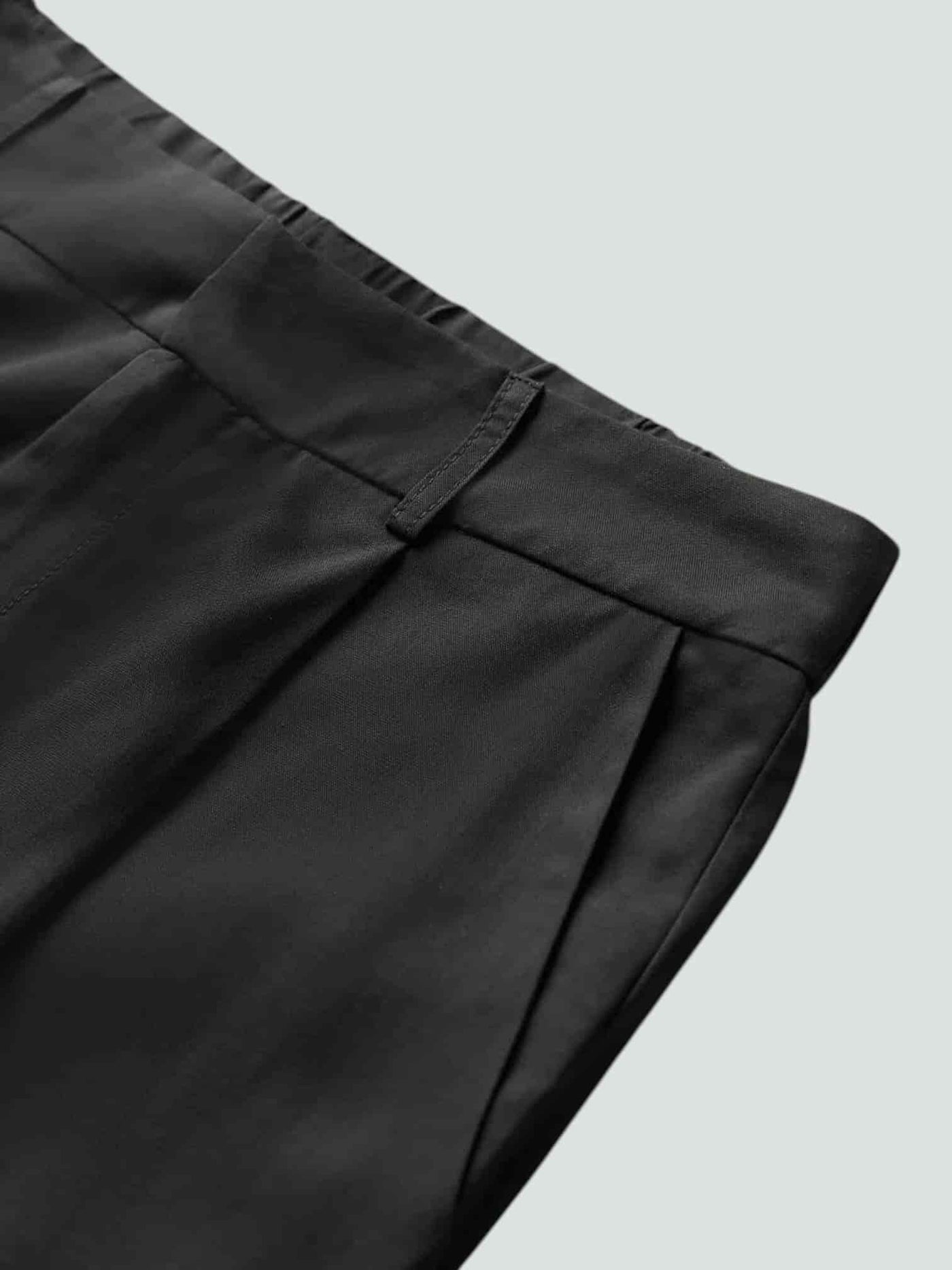 ELENA | PANTALÓN NEGRO DE PERNERA ANCHA CON CAÍDA SUAVE