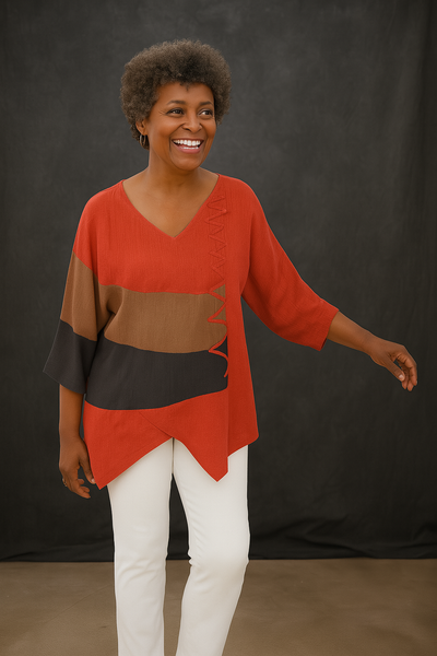 VANESA | BLUSA FLORAL CON CORTE RELAJADO Y DETALLES FEMENINOS