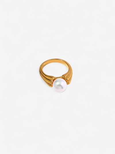 CELESTE PEARL | ANILLO CON PERLA Y ELEGANCIA ATEMPORAL