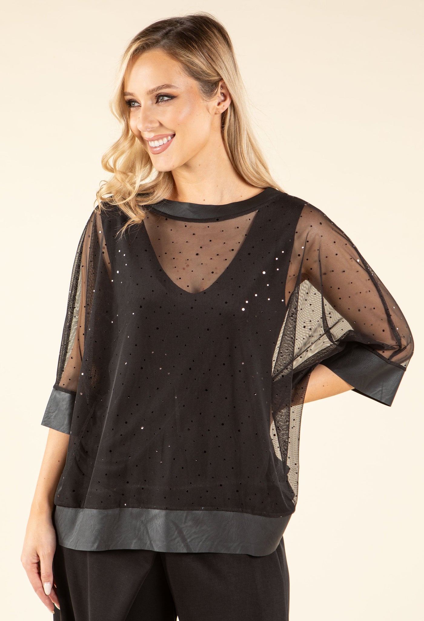 Blusa de Malla con Brillos