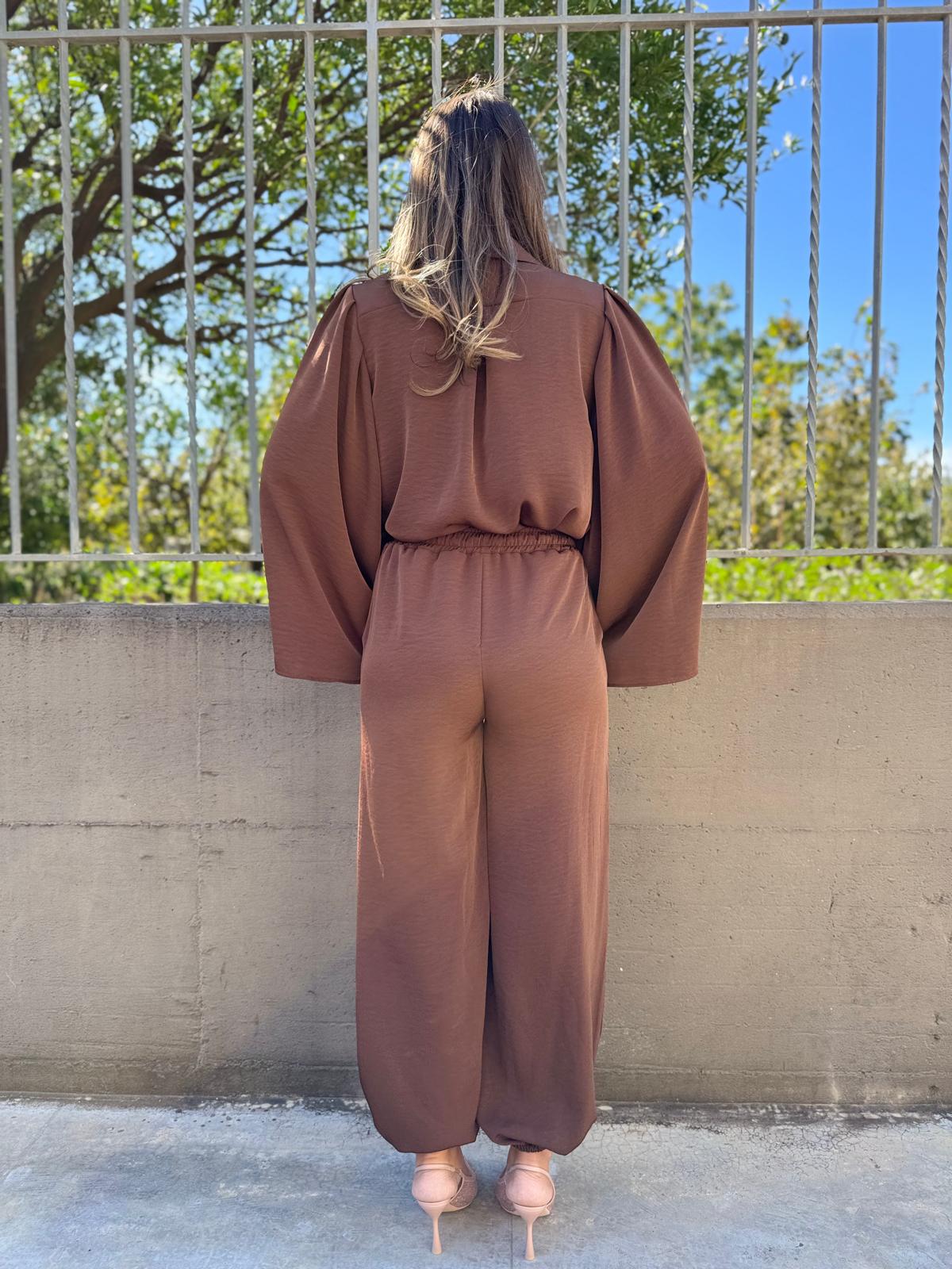 Conjunto de 2 piezas | pantalón estilo balloon y blusa de tirantes.