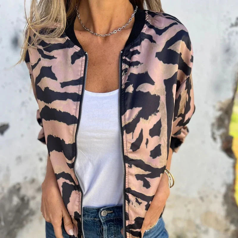 María - Chaqueta bomber con cremallera y estampado de cebra