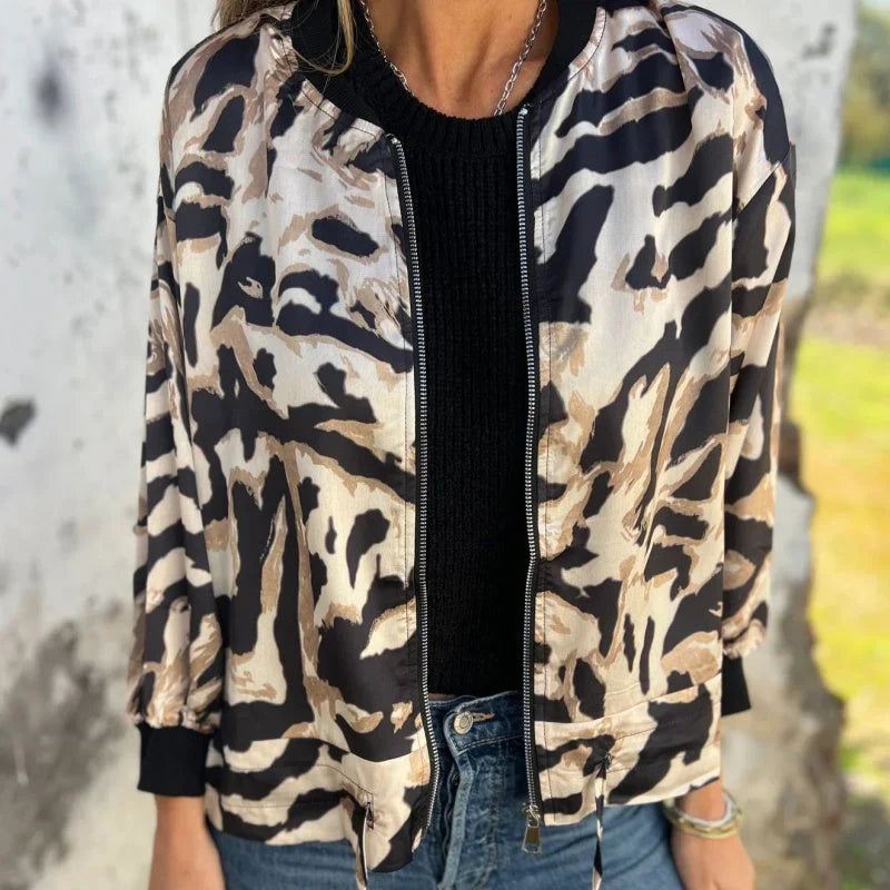 María - Chaqueta bomber con cremallera y estampado de cebra