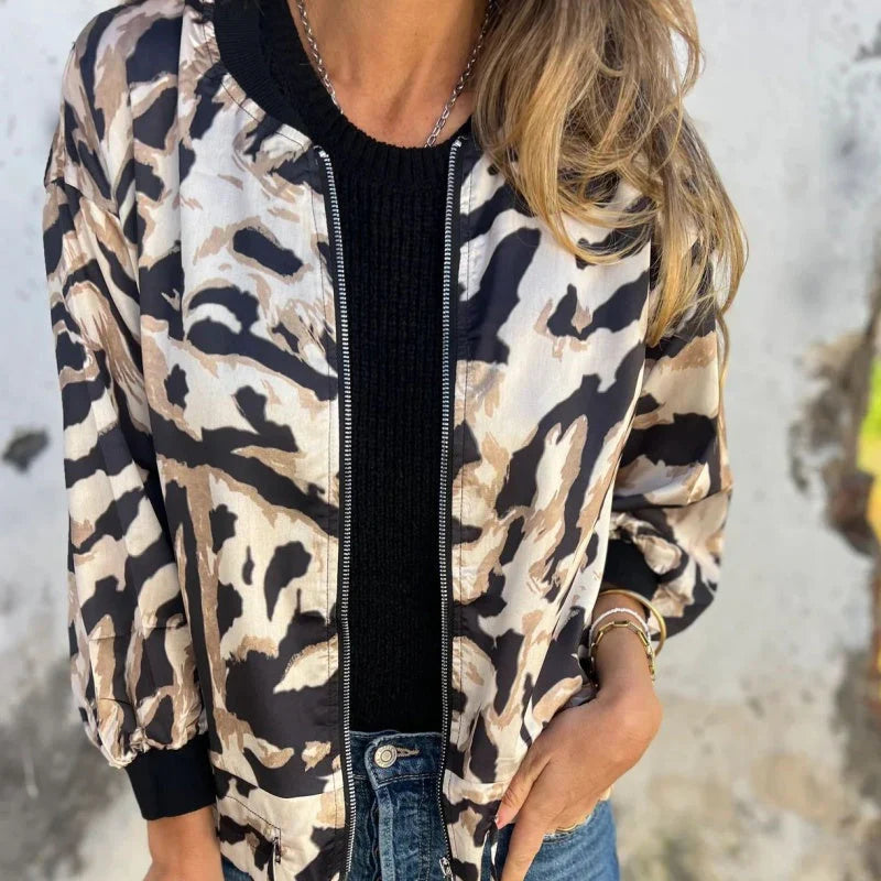María - Chaqueta bomber con cremallera y estampado de cebra
